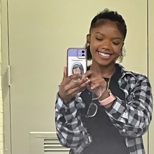 Meet your Posher, Tamina